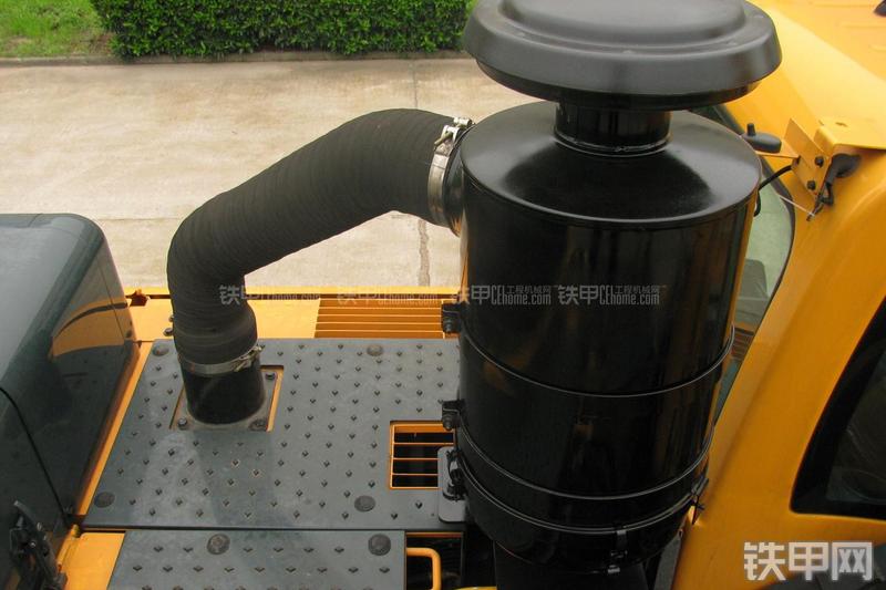 现代R485LC-9T挖掘机局部