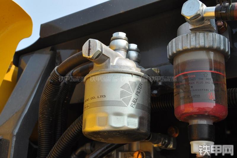 住友 SH80-6挖掘机局部