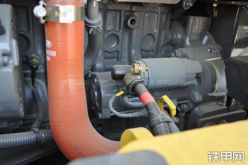 住友 SH80-6挖掘机局部