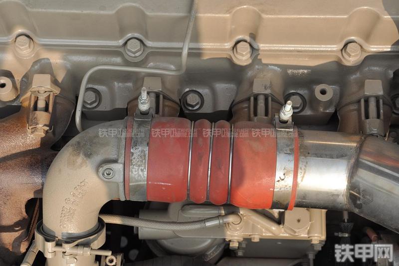 现代R305LC-9T挖掘机局部