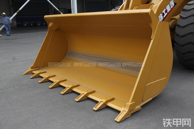 徐工LW500FN装载机局部