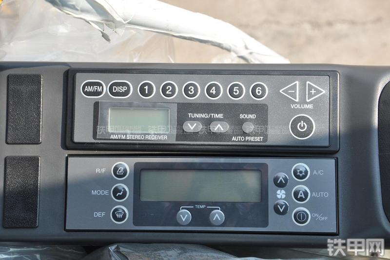 住友 SH80-6挖掘机局部