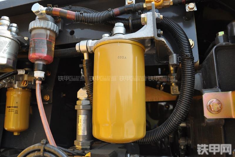 住友 SH80-6挖掘机局部