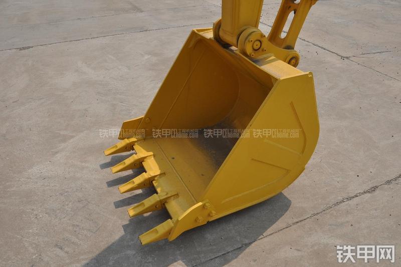 住友 SH80-6挖掘机局部