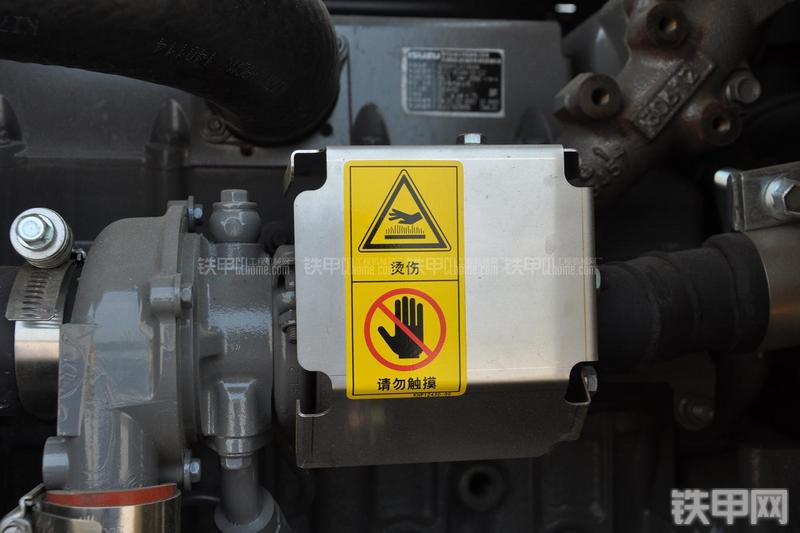 住友 SH80-6挖掘机局部