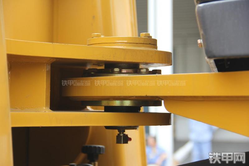 徐工LW500FN装载机局部