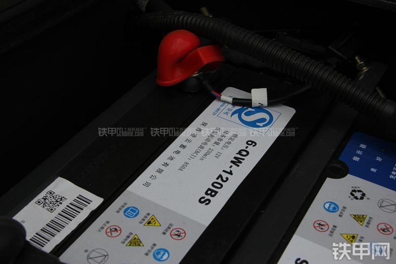 徐工LW300FN装载机局部