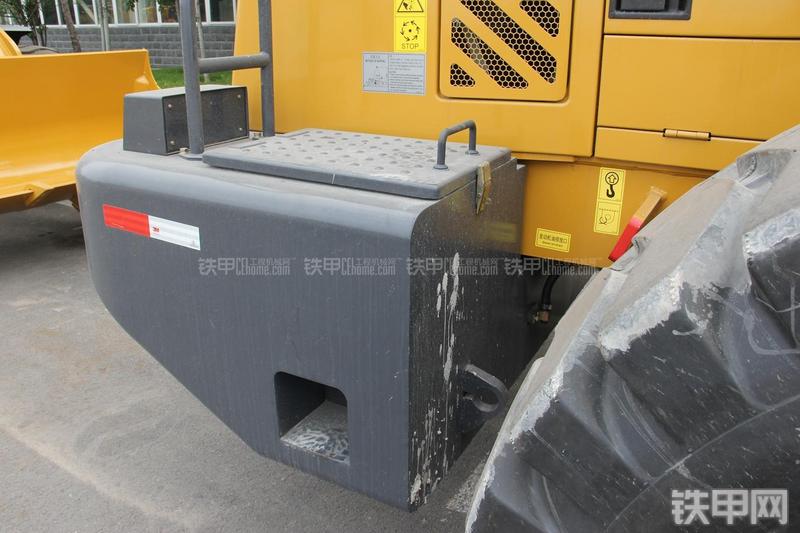 徐工LW500FN装载机局部