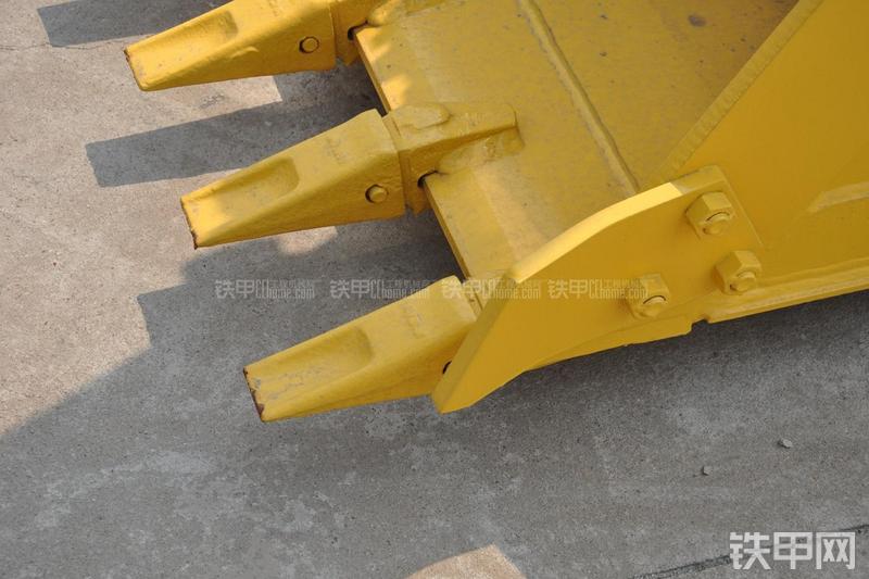 住友 SH80-6挖掘机局部