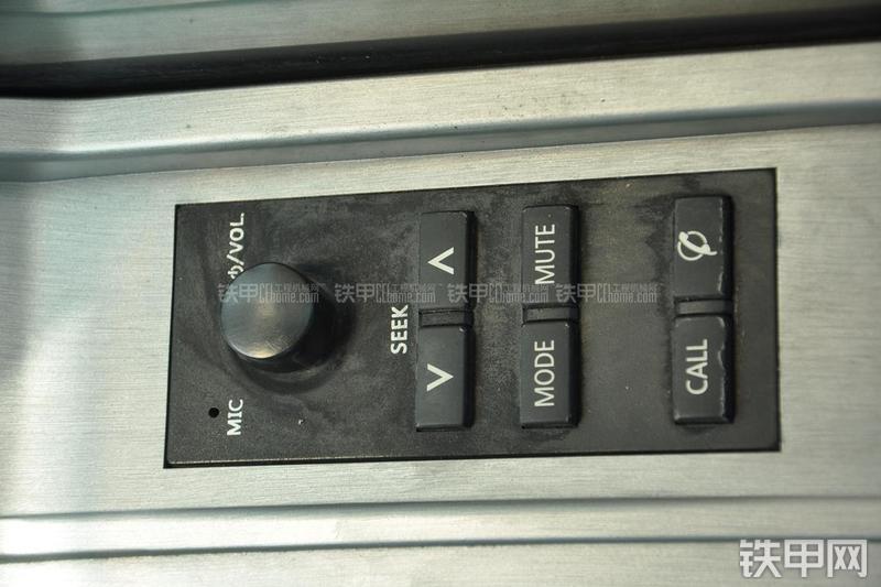 现代R335LC-9T挖掘机局部