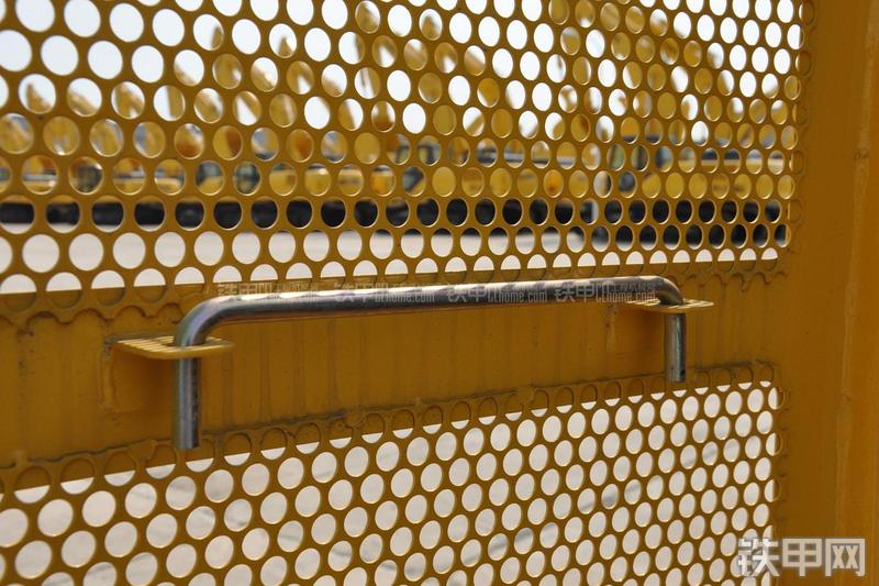 住友 SH80-6挖掘机局部