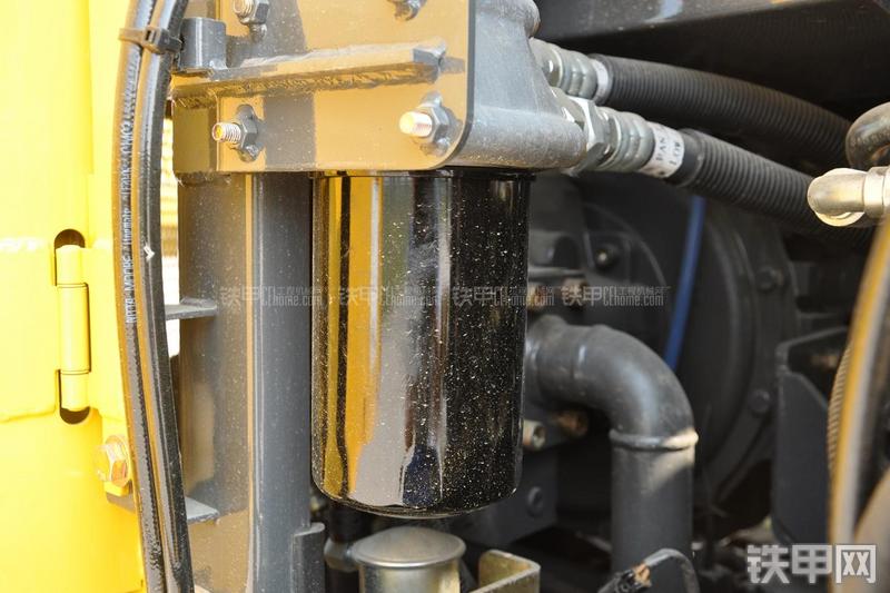 住友 SH80-6挖掘机局部