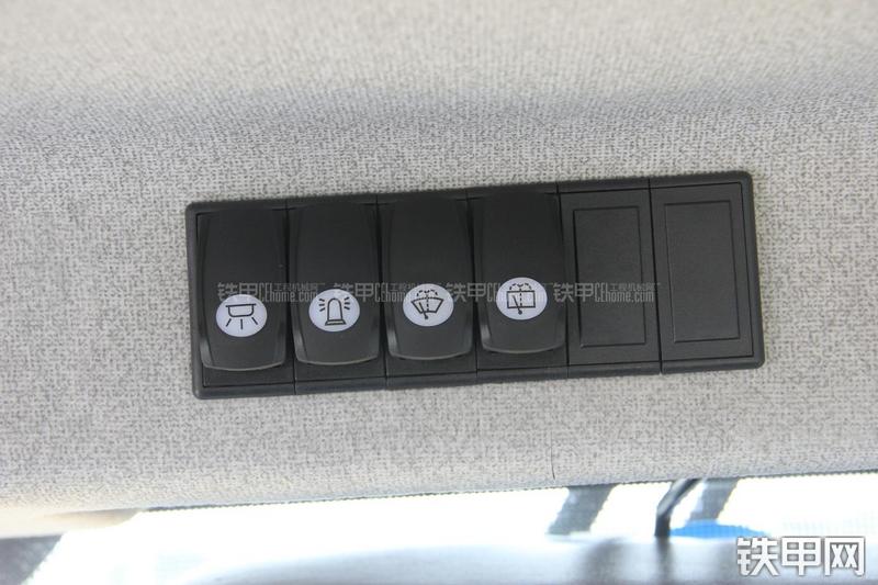 徐工LW300FN装载机局部