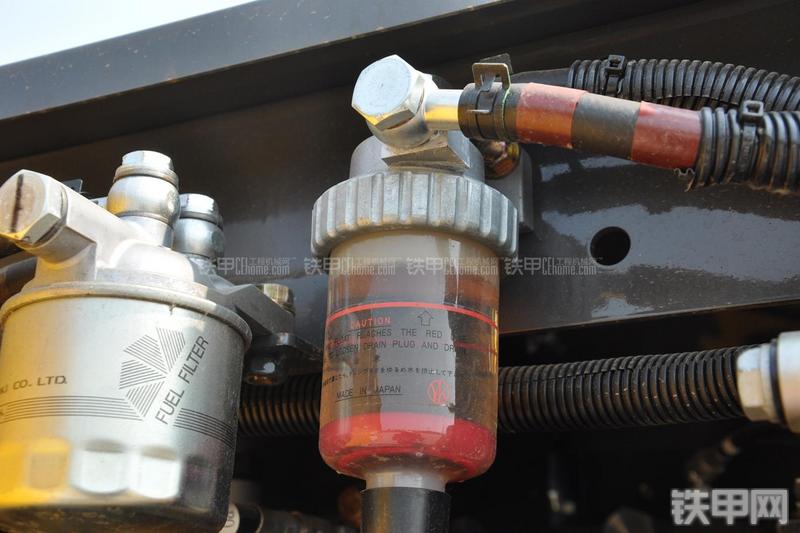 住友 SH80-6挖掘机局部