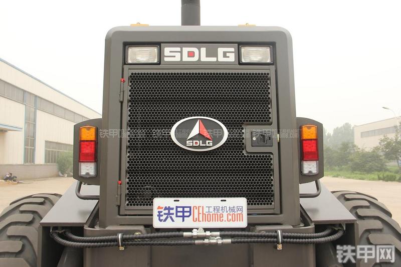 山东临工LG9190平地机局部