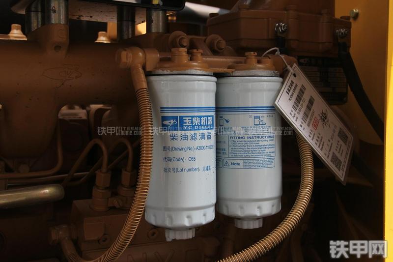 徐工LW300FN装载机局部