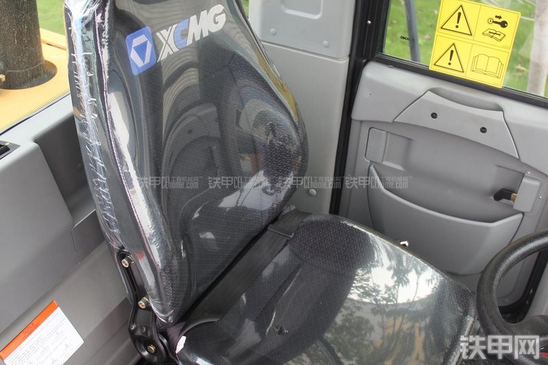 徐工LW500FN装载机局部