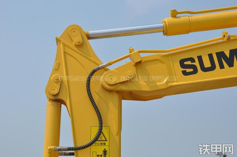 住友 SH80-6挖掘机局部