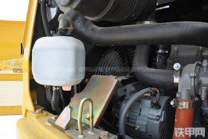 住友 SH80-6挖掘机局部