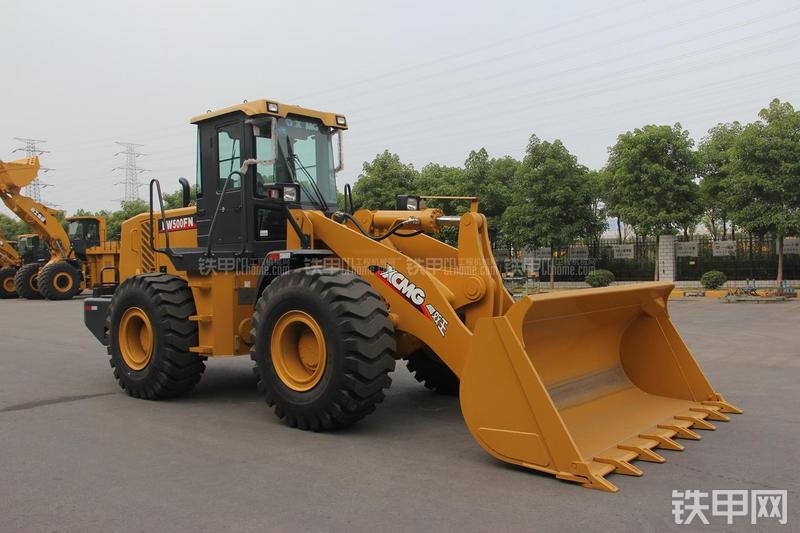 徐工LW500FN装载机整机外观