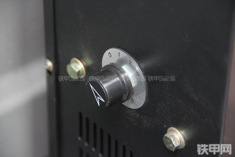 徐工LW300FN装载机局部