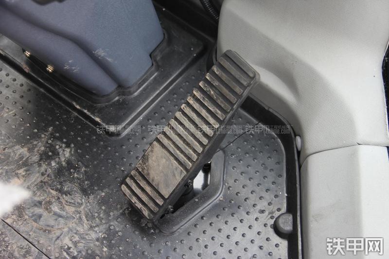 徐工LW500FN装载机局部