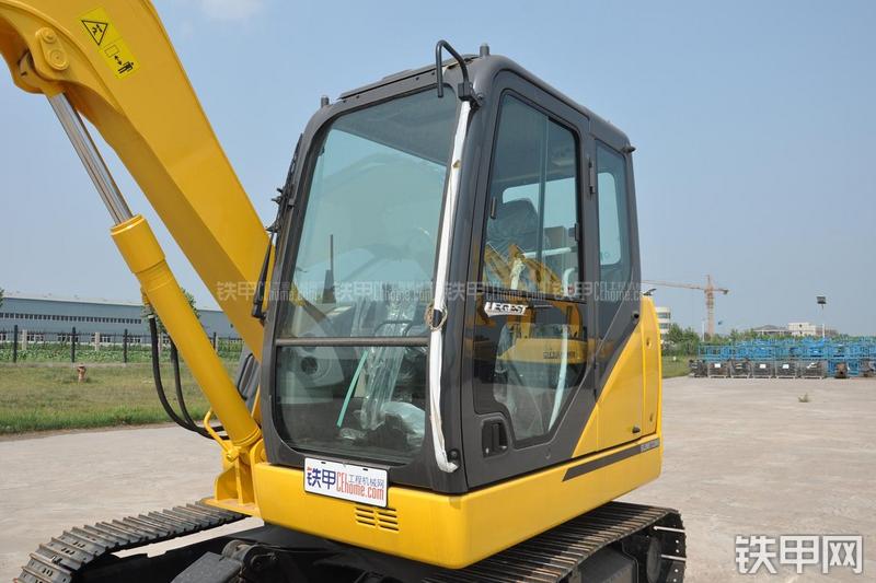 住友 SH80-6挖掘机局部