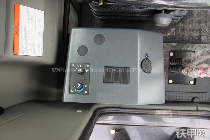 徐工LW500FN装载机局部