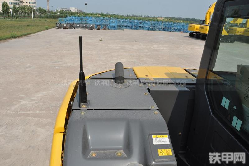 住友 SH80-6挖掘机局部