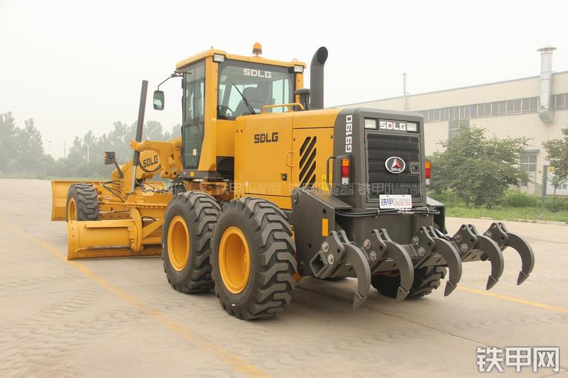 山东临工LG9190平地机整机外观