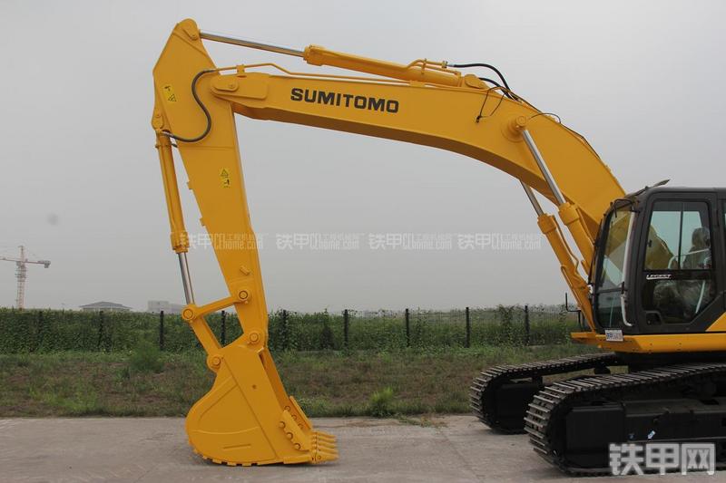 住友SH380-5挖掘机局部