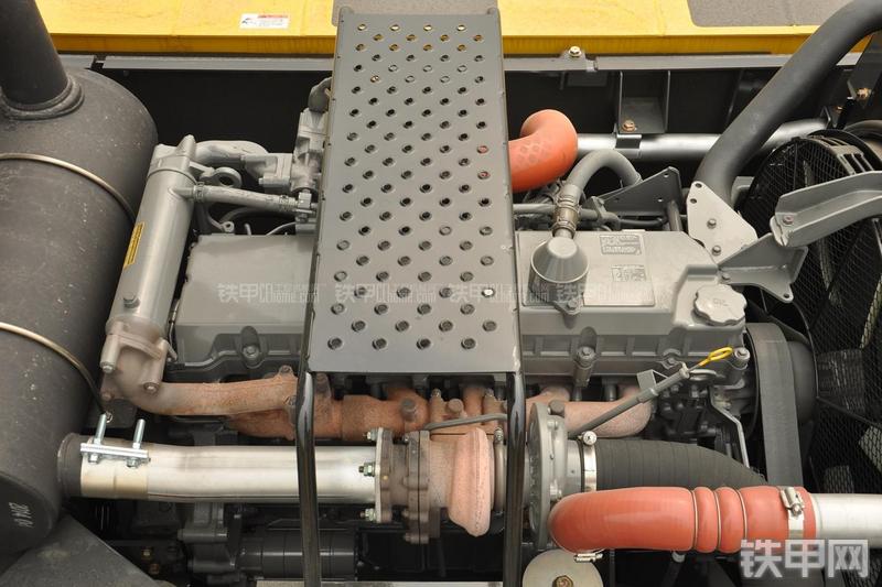 住友SH360HD-5挖掘机局部