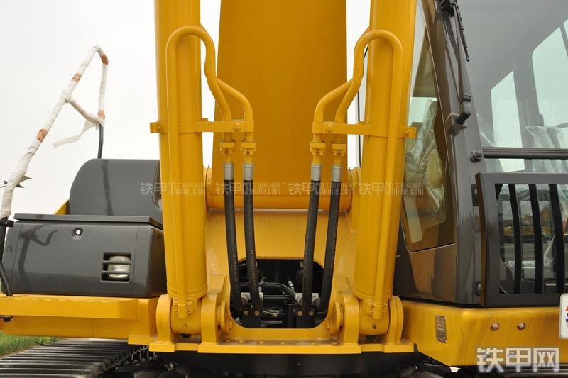 住友SH360HD-5挖掘机局部