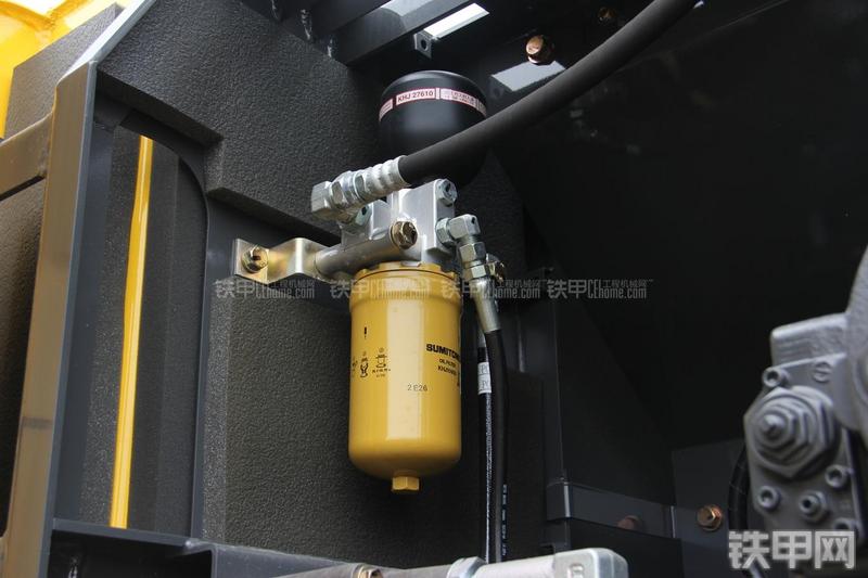 住友SH380-5挖掘机局部