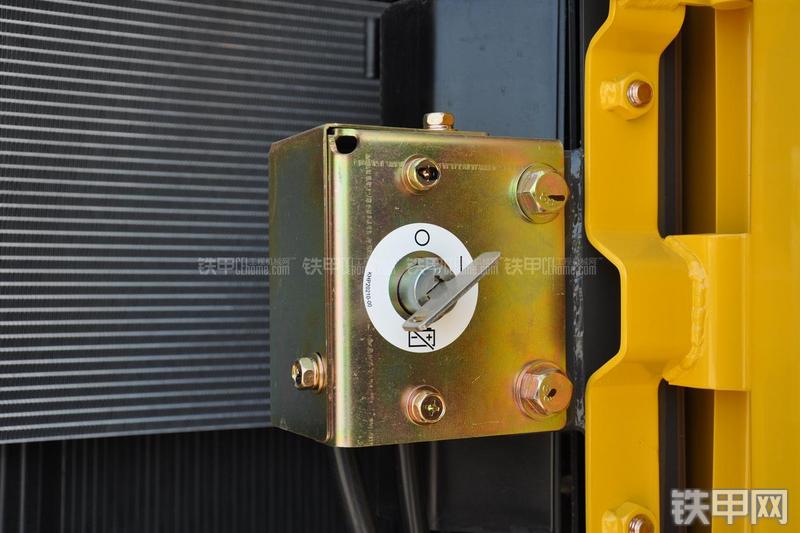 住友SH130-5挖掘机局部