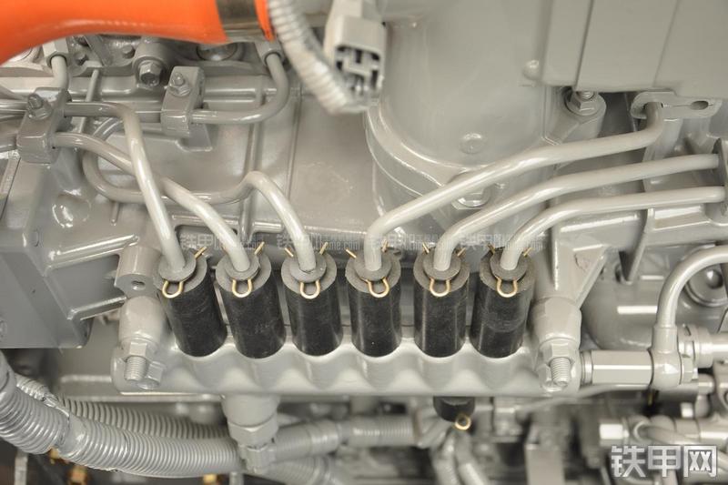 住友SH360HD-5挖掘机局部