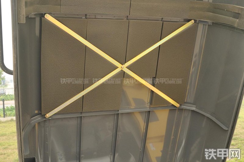 住友SH480-5挖掘机局部