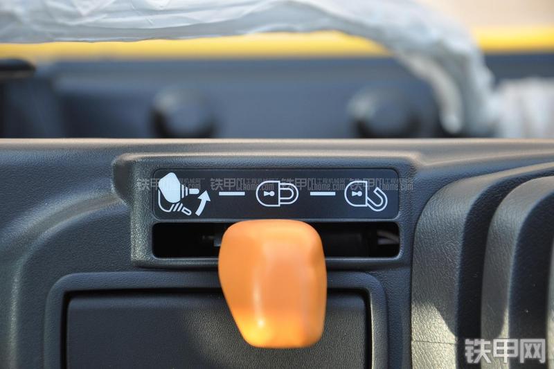 住友SH480-5挖掘机局部