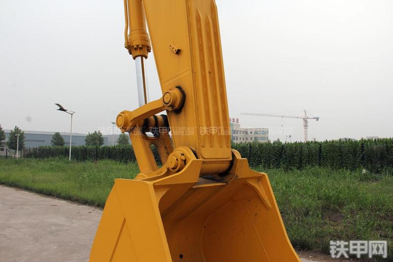 住友SH480-5挖掘机局部