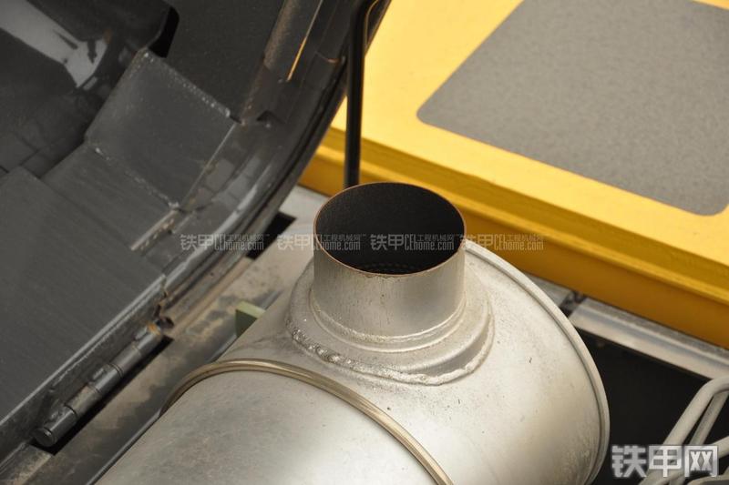 住友SH480-5挖掘机局部