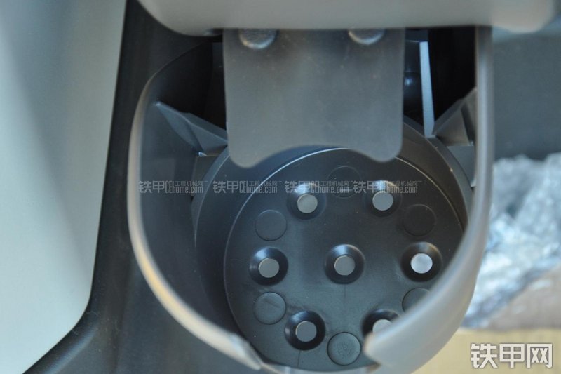 住友SH480-5挖掘机局部