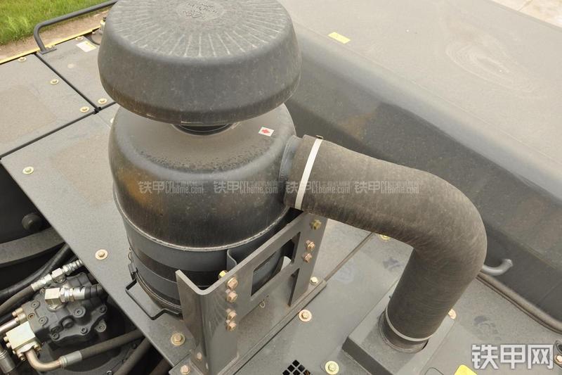 住友SH480-5挖掘机局部