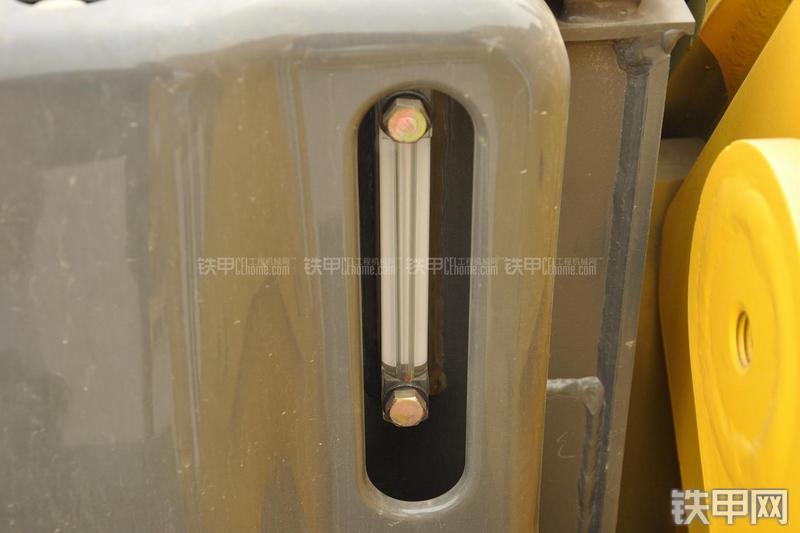 住友SH480-5挖掘机局部