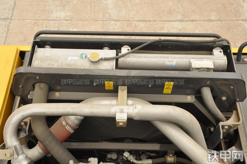 住友SH480-5挖掘机局部