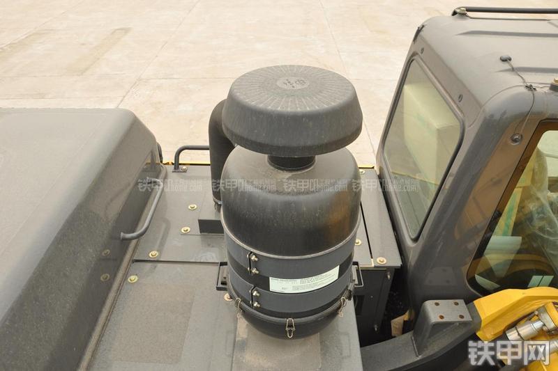 住友SH480-5挖掘机局部