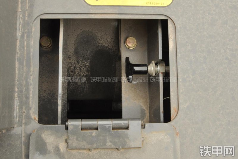 住友SH480-5挖掘机局部