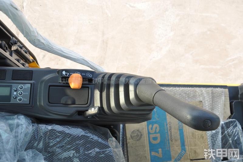 住友SH480-5挖掘机局部