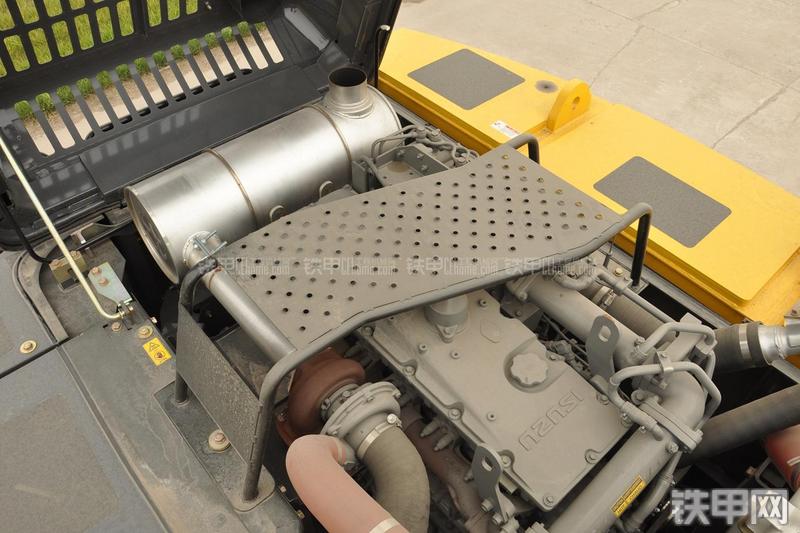 住友SH480-5挖掘机局部