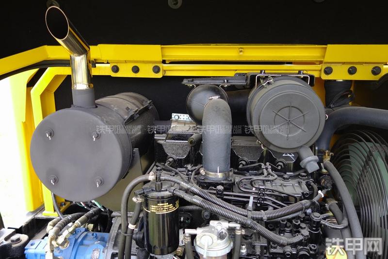 现代R55-7挖掘机局部