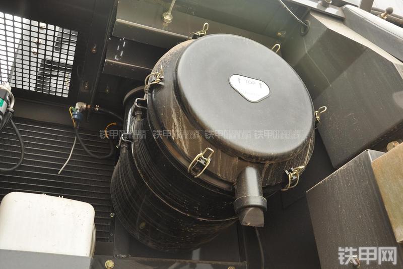 住友SH480-5挖掘机局部